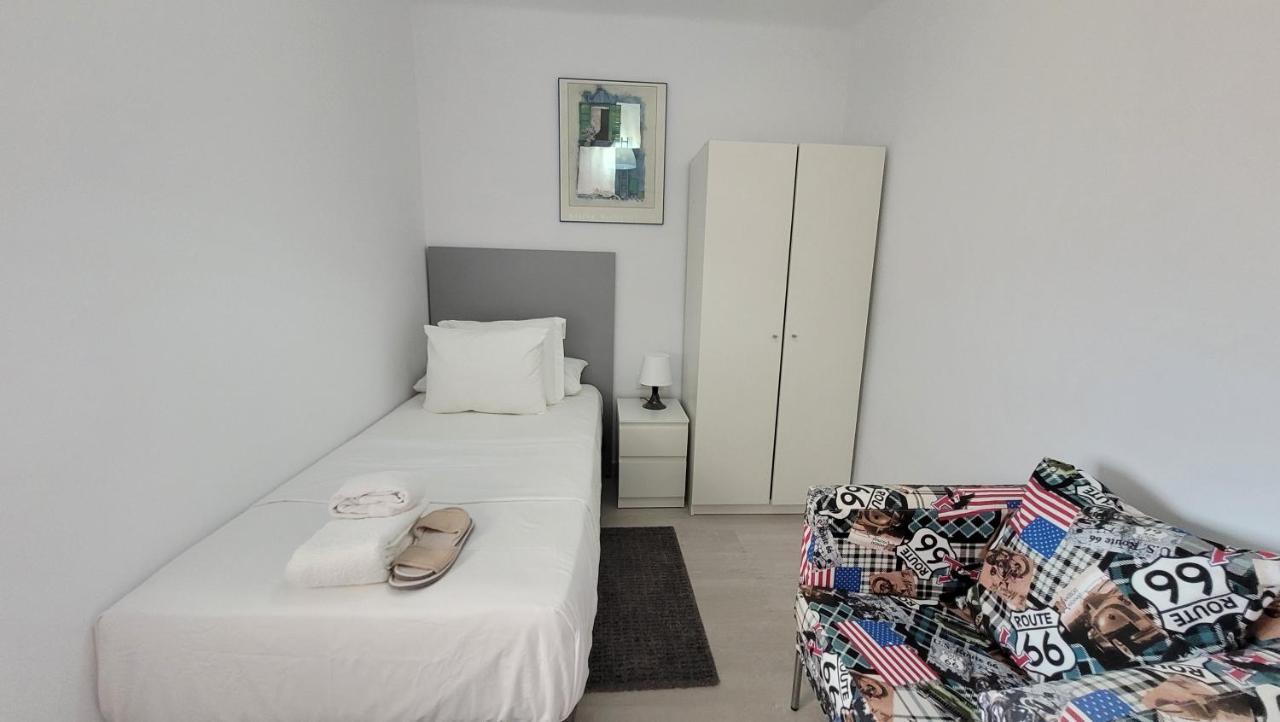 Apartaments B O D Collblanc L'Hospitalet de Llobregat Kültér fotó