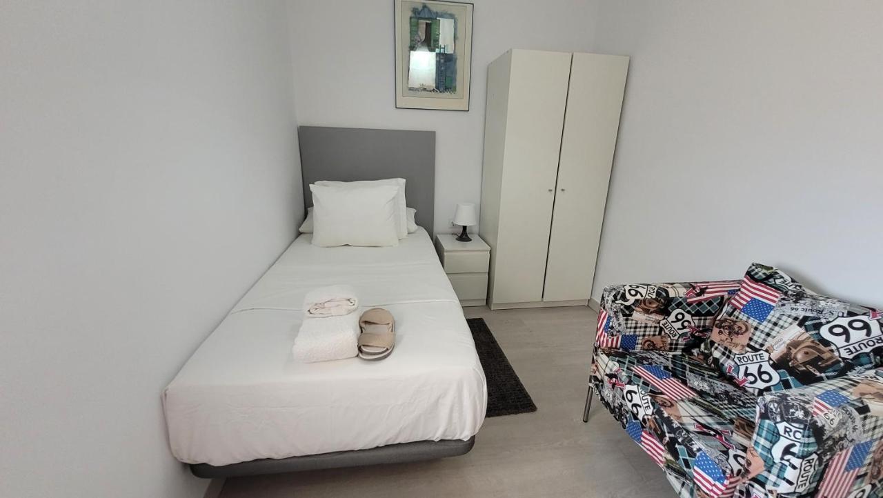 Apartaments B O D Collblanc L'Hospitalet de Llobregat Kültér fotó