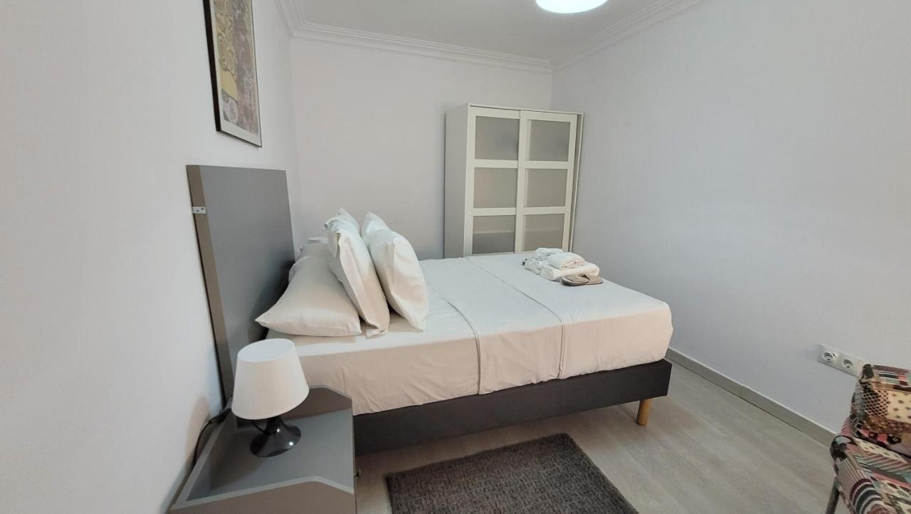 Apartaments B O D Collblanc L'Hospitalet de Llobregat Kültér fotó