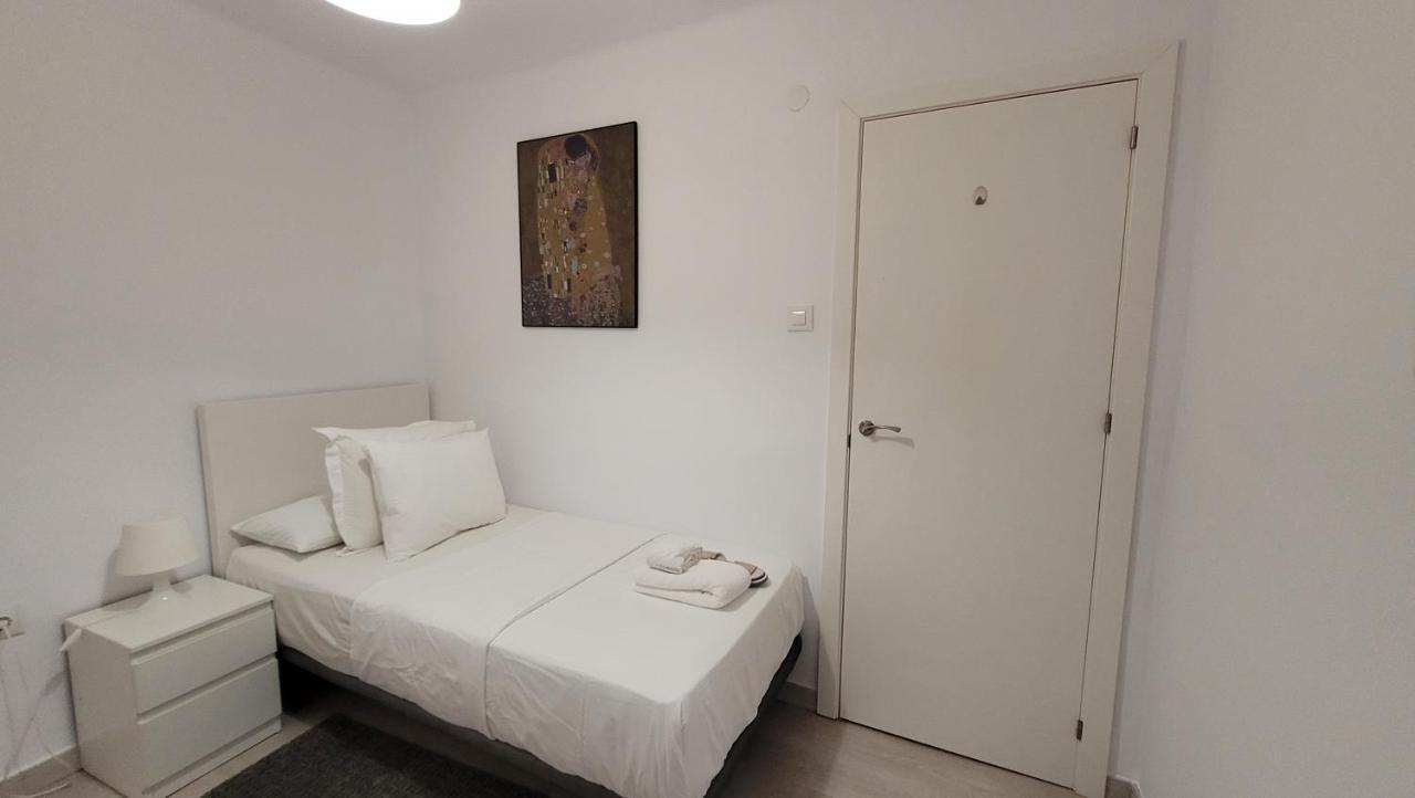 Apartaments B O D Collblanc L'Hospitalet de Llobregat Kültér fotó