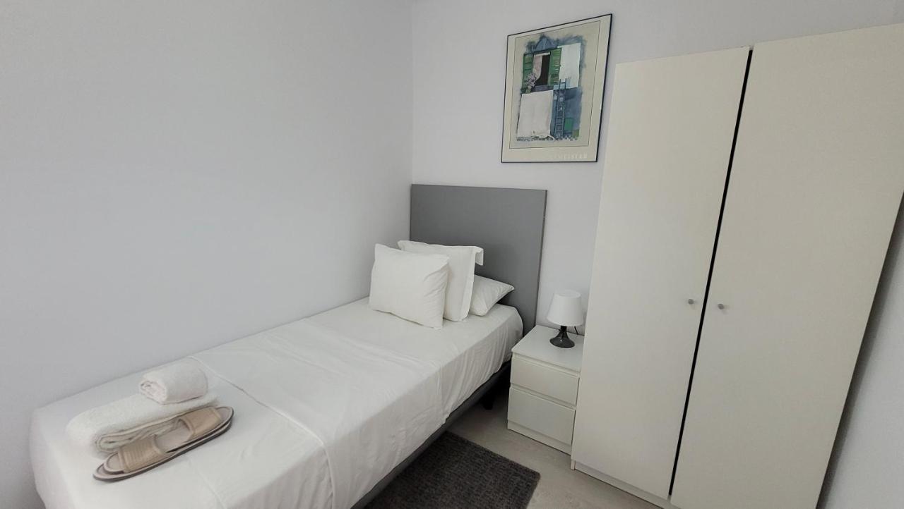 Apartaments B O D Collblanc L'Hospitalet de Llobregat Kültér fotó